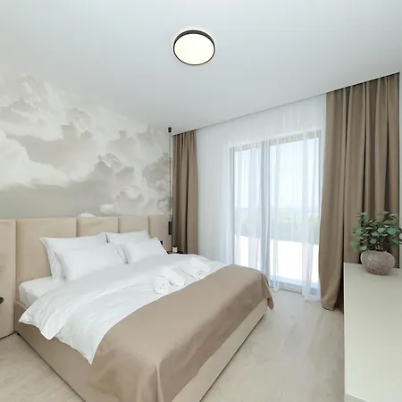 Cloud 9 D5 Vila