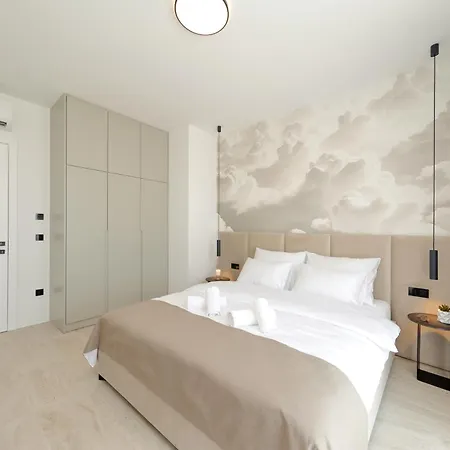 Cloud 9 D5 Vila