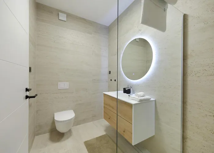 Cloud 9 D5 Villa Tkon